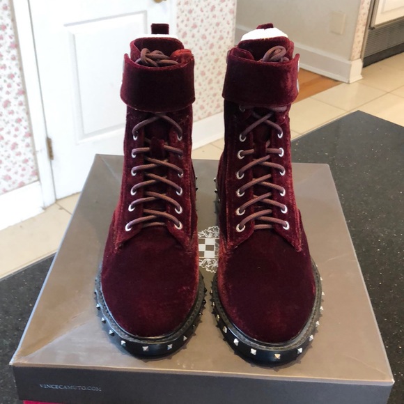 Vince Camuto Shoes - NWT Vince Camuto Velvet Booties.